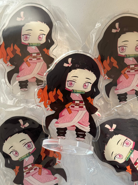 STAND ACRYLIQUE NEZUKO